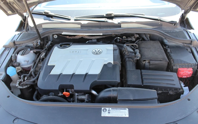 Volkswagen Passat CC cena 33700 przebieg: 275419, rok produkcji 2010 z Zwoleń małe 326
